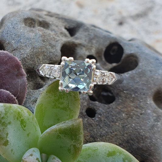 Platinum Aquamarine & Diamond estate Ring